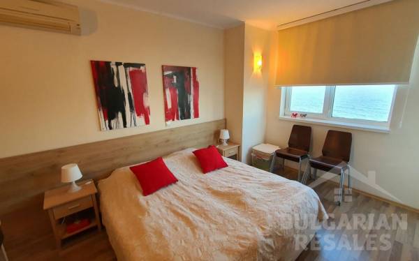 Три комнаты, первая линия , квартира в Обзоре ID: 3918 - Фото 11