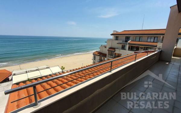 Апартамент с две спални на първа линия на брега на морето! Супер инвестиция! ID: 3917 - Снимка 6