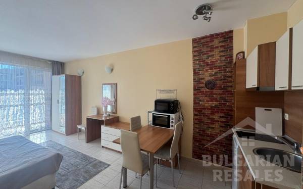 Изглед към басейна! Готова студия в целогодишен комплекс ID: 5919 - Снимка 4