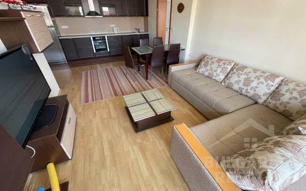 Perfect for a large family! Apartment on the first line ID: 4911 - Photo 2