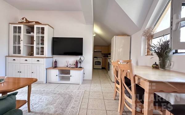 Комфортное жилье с современным ремонтом в уютном комплексе ID: 5489 - Фото 3