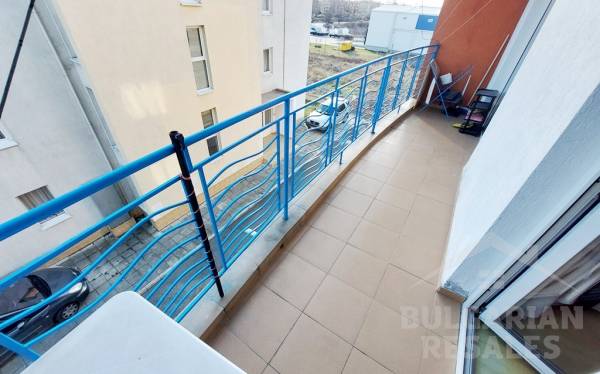 Great price! Two bedroom condo in gated community ID: 3300 - Photo 5