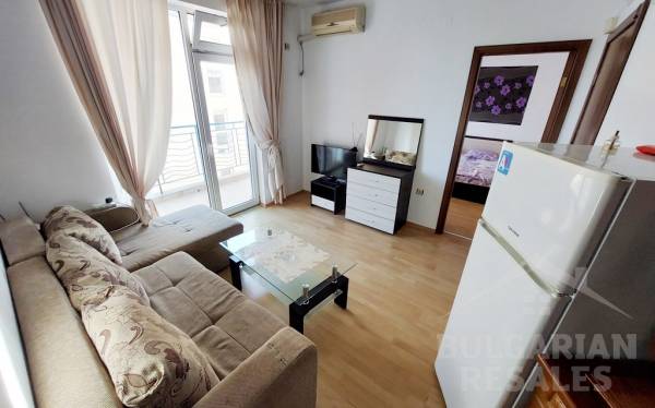 Great price! Two bedroom condo in gated community ID: 3300 - Photo 2