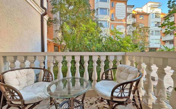 Wyposażone studio z widokiem na basen w „Sea Diamond” ID: 4853 - Фото2