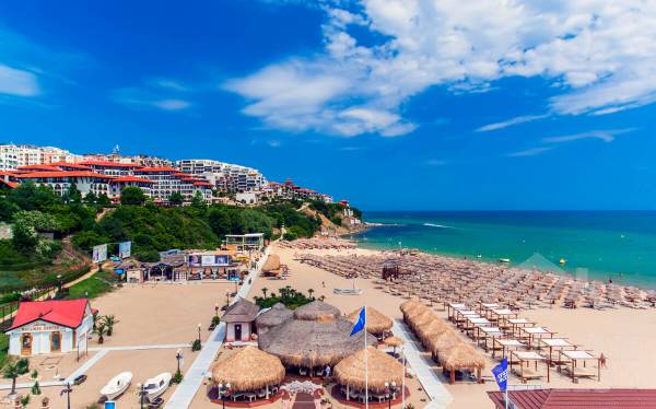 First line! Luxury apartment with sea and mountain views ID: 5660 - Photo 12