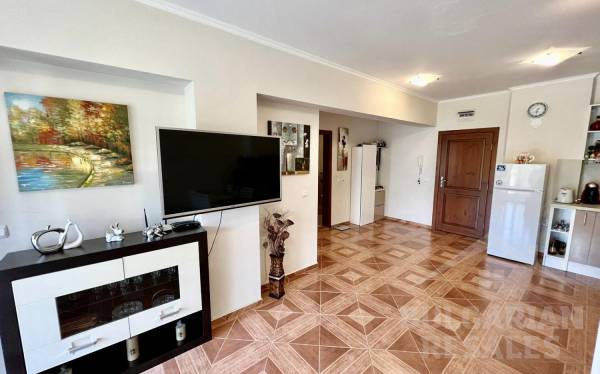 Първа линия и гледка към басейна! Апартамент в „Sun Wave“ ID: 4821 - Снимка 5