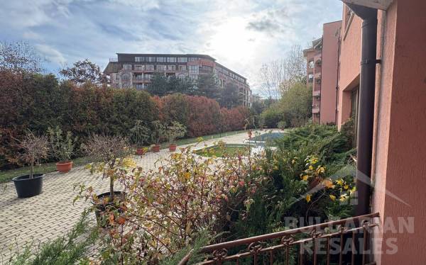 Byt s novou rekonštrukciou a výhľadom na bazén, letovisko Slnečný breh ID: 5927 - Фото13