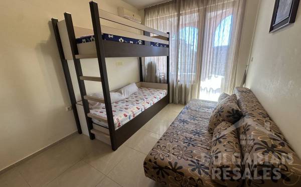 Двухкомнатная квартира на Солнечном берегу, вид на бассейн, средний этаж ID: 5993 - Фото 11