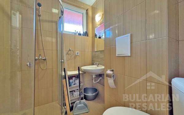 Светли стаи, 2 тераси, комплекс „Sunny View Central“, курорт Слънчев бряг ID: 6050 - Снимка 14