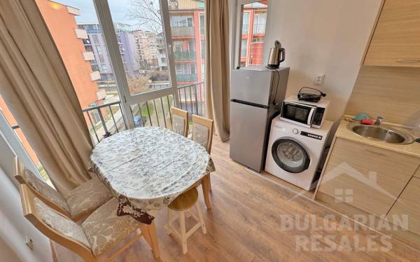 Светли стаи, 2 тераси, комплекс „Sunny View Central“, курорт Слънчев бряг ID: 6050 - Снимка 5