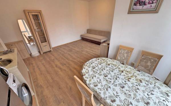 Светли стаи, 2 тераси, комплекс „Sunny View Central“, курорт Слънчев бряг ID: 6050 - Снимка 6