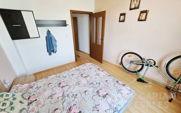 Атрактивна цена и изглед към басейна! Инвестирайте! ID: 5251 - Снимка 9