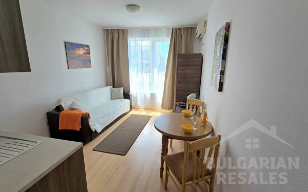 Affordable Studio with Pool View in “Sunny Day 3” ID: 6298 - Photo 3