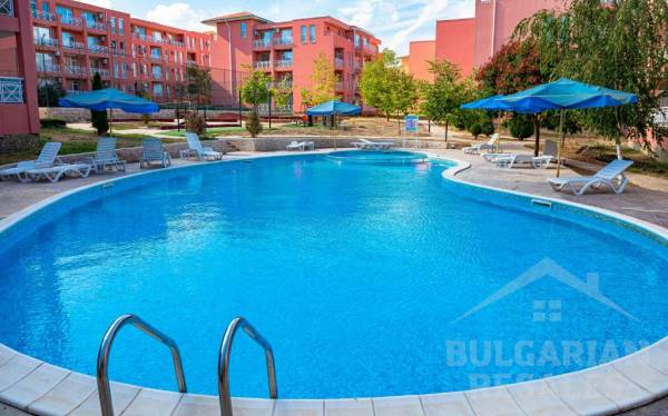Two bedrooms, new furniture, pool view ID: 6425 - Photo 18