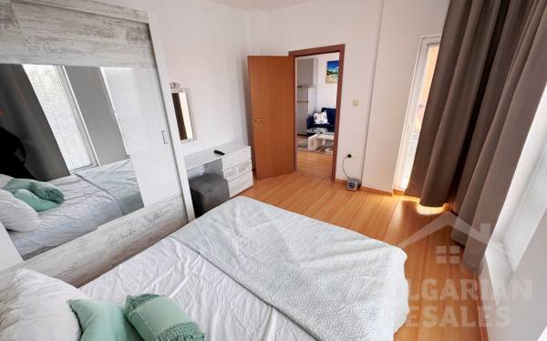 Two bedrooms, new furniture, pool view ID: 6425 - Photo 6