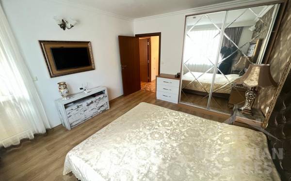 Стилен апартамент в модерен комплекс с плувен басейн  ID: 4007 - Снимка 10