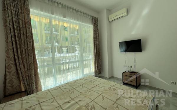 Mieszkanie z nowymi meblami, pierwsza linia, boczny widok na morze! ID: 4244 - Фото9