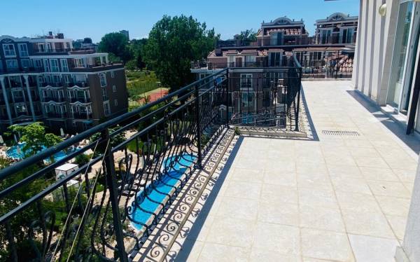 Квартира с большой террасой в престижном комплексе ID: 3437 - Фото 12