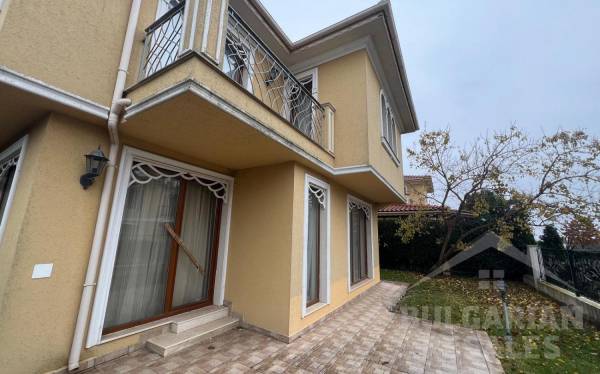 Kamienica w malowniczej miejscowości wypoczynkowej ID: 4950 - Фото2