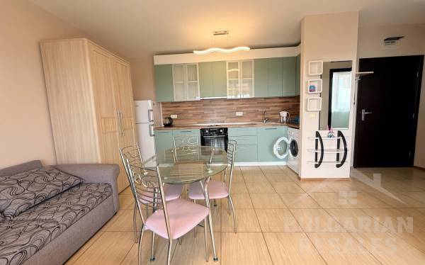 Побързайте да купите! Апартамент с ремонт на добра цена ID: 5490 - Снимка 4