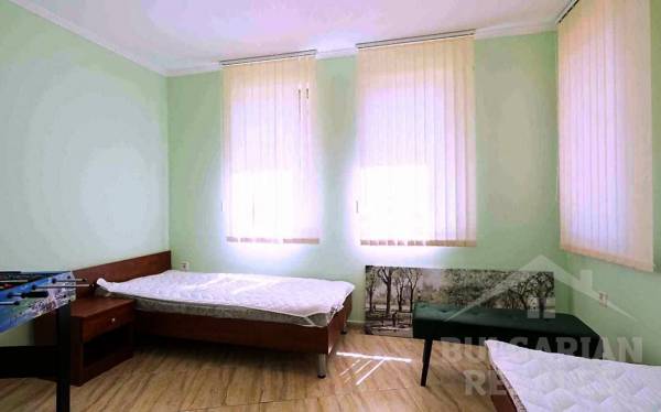 Priestranný apartmán pre veľkú rodinu, špičková lokalita Sveti Vlas ID: 5934 - Фото8