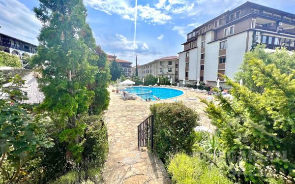 Byt v komplexe s krásnym územím ID: 4117 - Фото3