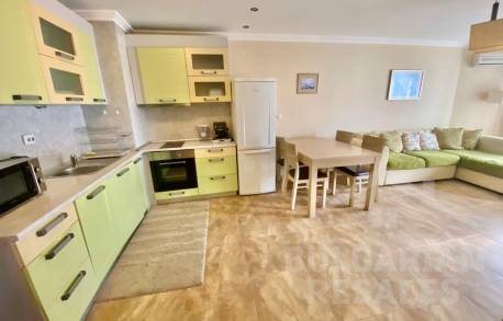 Prime location, sea view, apartment in Sveti Vlas - Photo 7