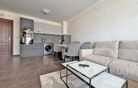 Първа линия, изглед към морето, модерно обзавеждане, комплекс „Dolche Vita 2“ в Свети Влас - Снимка 4