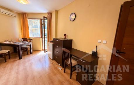 Dwupokojowe mieszkanie z widokiem na basen, Słoneczny Brzeg, kompleks „Amadeus 5” - Фото5