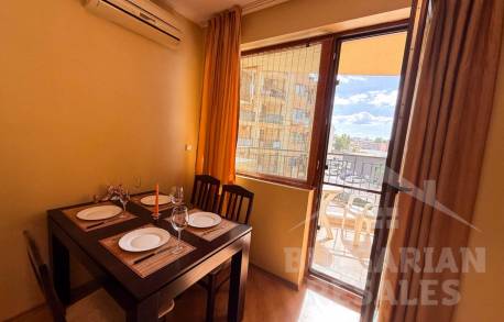 Dwupokojowe mieszkanie z widokiem na basen, Słoneczny Brzeg, kompleks „Amadeus 5” - Фото6