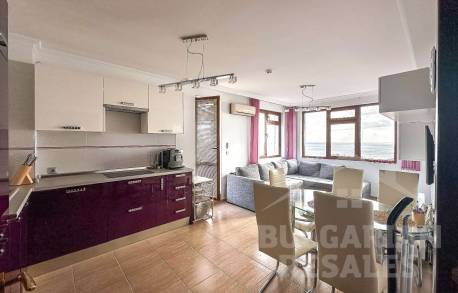 Апартамент с няколко спални и гледка към морето - Снимка 2