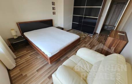 Spacious apartment with sea and mountain views in Elenite - Photo 14