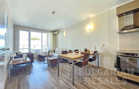 Sea view, beachfront, 3 bedrooms, “Obzor Beach Resort” complex - Photo 5