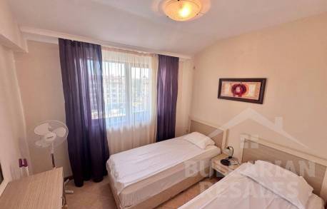 Výhľad na bazén, apartmán v prestížnom rezortnom komplexe - Фото7