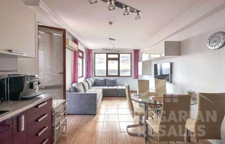 Апартамент с няколко спални и гледка към морето - Снимка 3