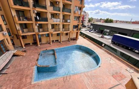 Dwupokojowe mieszkanie z widokiem na basen, Słoneczny Brzeg, kompleks „Amadeus 5” - Фото12