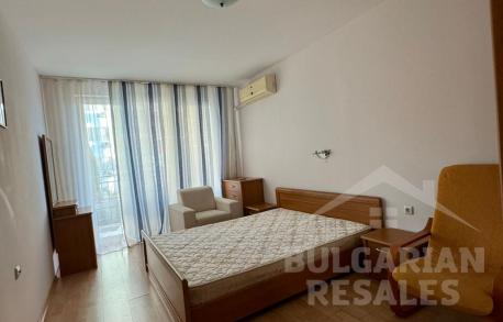 Купете на изплащане 3-стаен апартамент с изглед към морето - Снимка 7