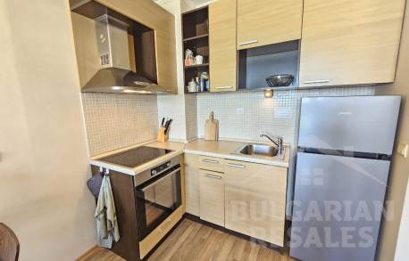 Sea view, beachfront, 3 bedrooms, “Obzor Beach Resort” complex - Photo 7