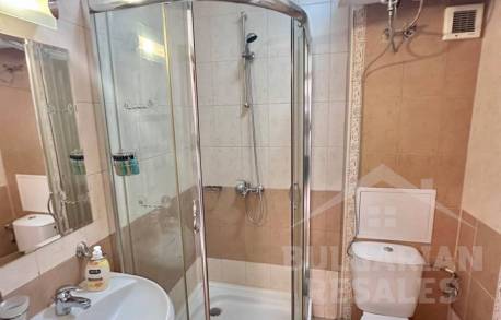 Výhľad na bazén, apartmán v prestížnom rezortnom komplexe - Фото11