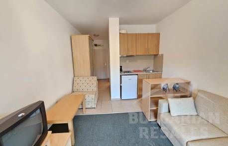 Cenovo výhodný štúdio s výhľadom na bazén, komplex v prvej línii „Marina Cape“ - Фото7
