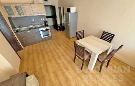 Buy a spacious 1-bedroom apartment in the “Luxor” complex, with a view of the pool - Photo 5