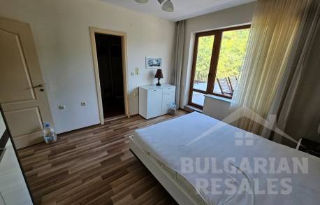 Spacious apartment with sea and mountain views in Elenite - Photo 16