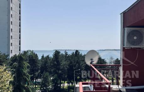 Двуетажен апартамент с изглед към морето и басейна, комплекс „Green Fort“ - Снимка 1