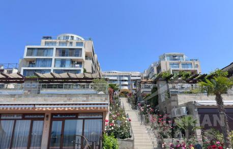 Pierwsza linia i widok na morze! Apartament z 1 sypialnią w Sveti Vlas - Фото18