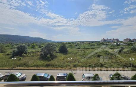 Sea view, beachfront, 3 bedrooms, “Obzor Beach Resort” complex - Photo 16