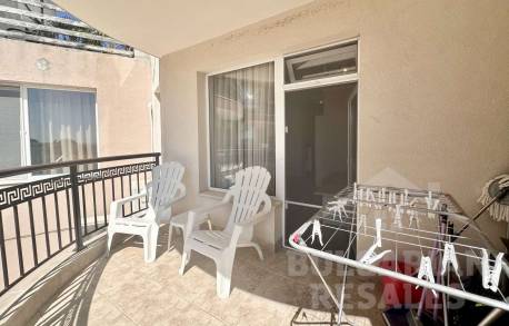 Реновиран апартамент с изглед към морето, на две крачки от плажа, Свети Влас - Снимка 23