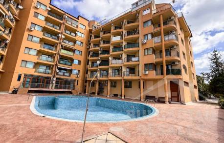 Dwupokojowe mieszkanie z widokiem na basen, Słoneczny Brzeg, kompleks „Amadeus 5” - Фото19