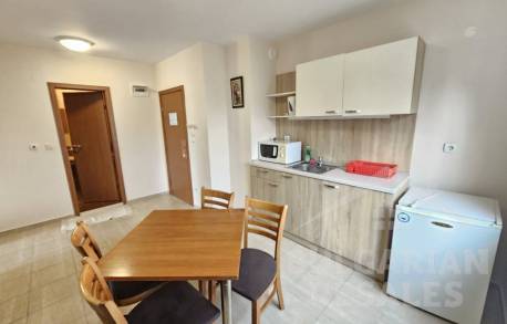 Two-bedroom apartment in the “Karlovo” aparthotel, with a view of the pool - Photo 7