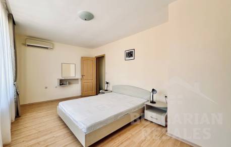 Двуетажен апартамент с изглед към морето и басейна, комплекс „Green Fort“ - Снимка 18