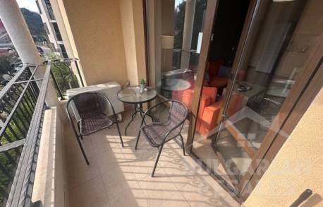 Меблированная двухкомнатная квартира, в хорошем состоянии, комплекс 